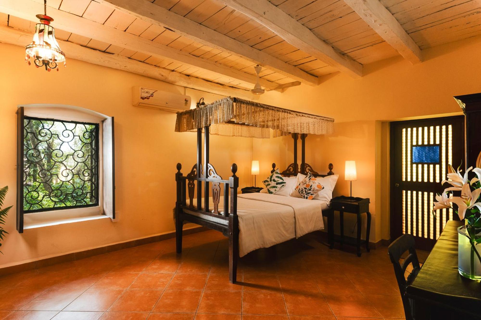 The Island Pool Villa Panaji Exterior photo