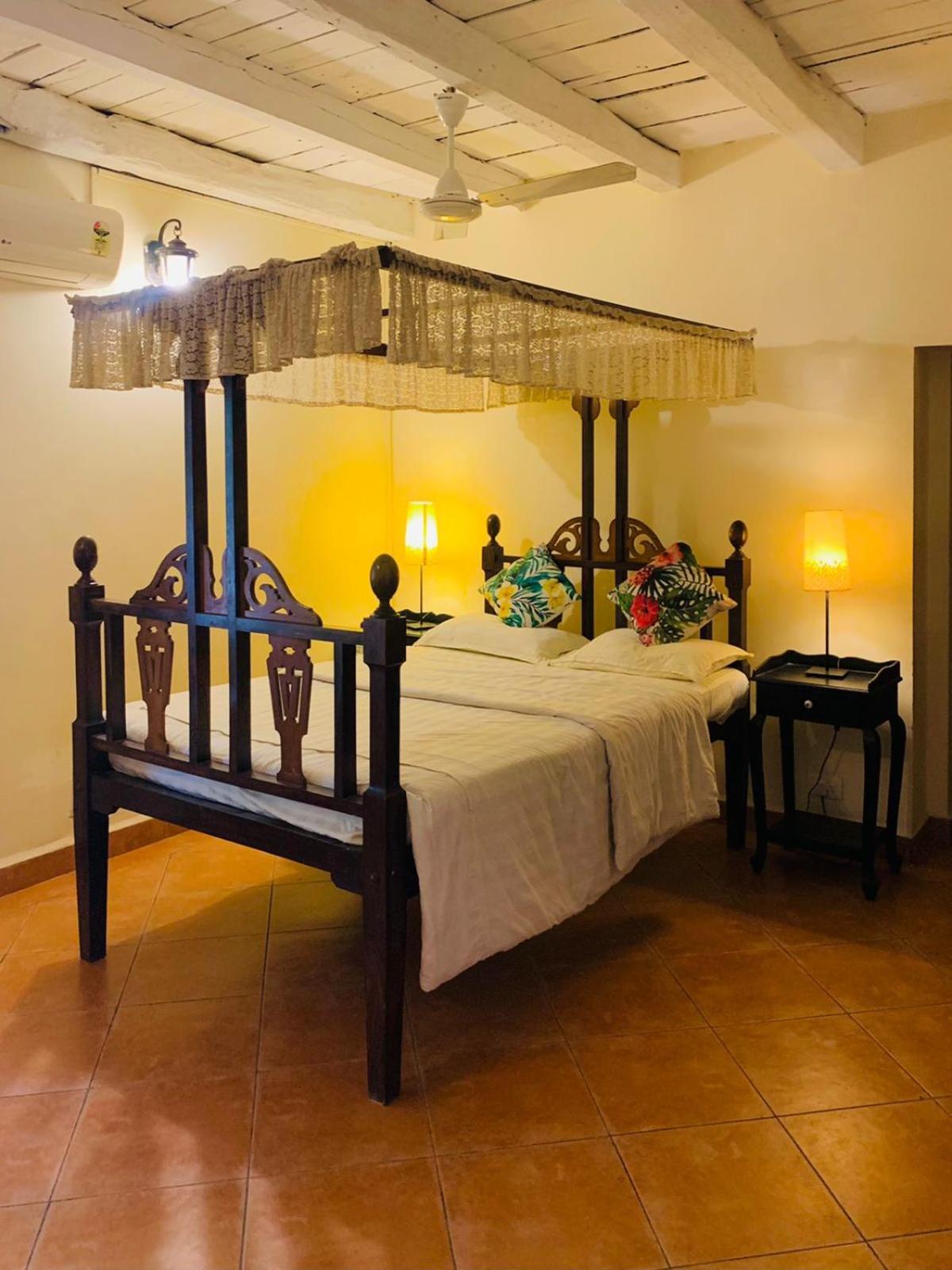 The Island Pool Villa Panaji Exterior photo